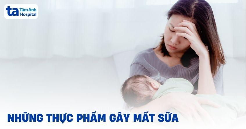 Giải Mã Giấc Mơ Thấy Đi Tắm Hồ Và Con Số May Mắn