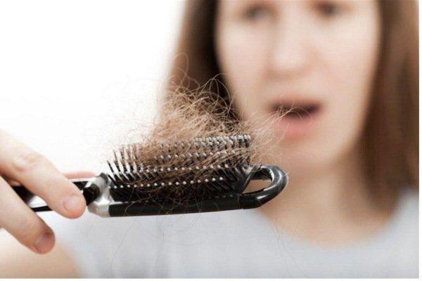 Ngủ Nằm Mơ Thấy Tóc Rụng Nhiều Điềm Gì, Đánh Con Gì?