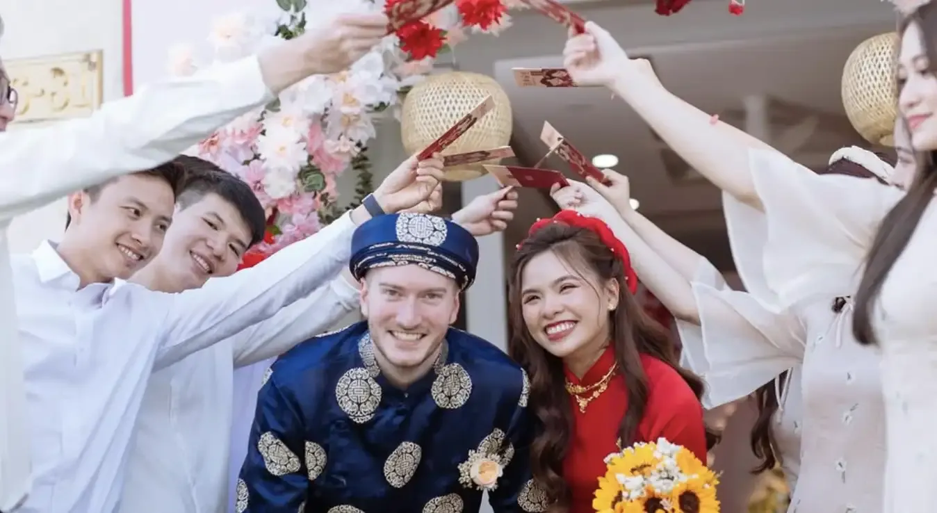 Giải Mã Giấc Mơ Thấy Em Bé Nằm Võng Và Con Số May Mắn
