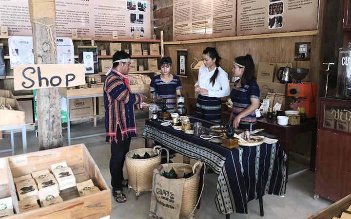 Giải Mã Giấc Mơ Thấy Mây Ngũ Sắc