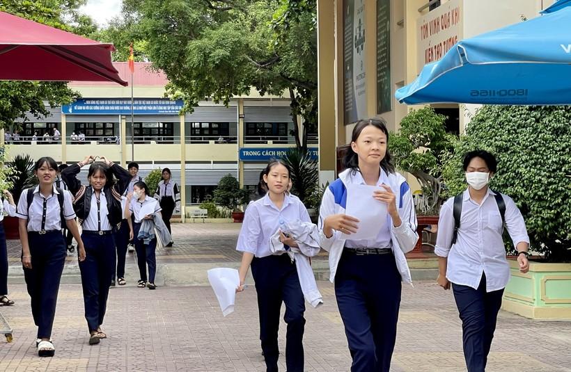 Nằm Mơ Thấy Thần Tài Đánh Số Mấy?