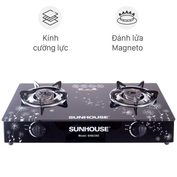 Lửa cháy nhỏ trên bếp