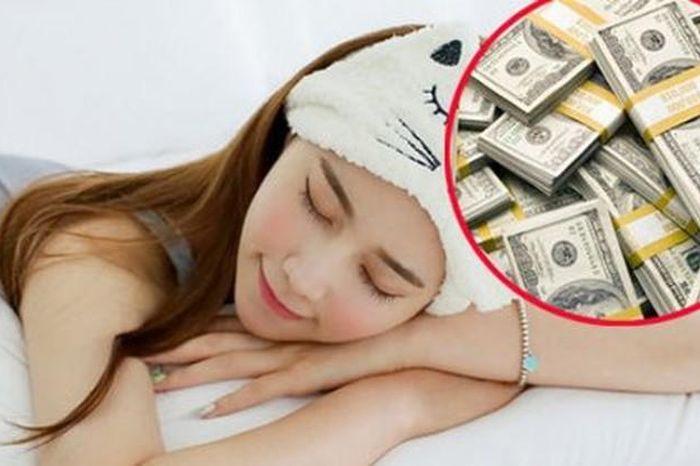 Giải Mã Giấc Mơ Thấy Bắt Cá Màu Đen