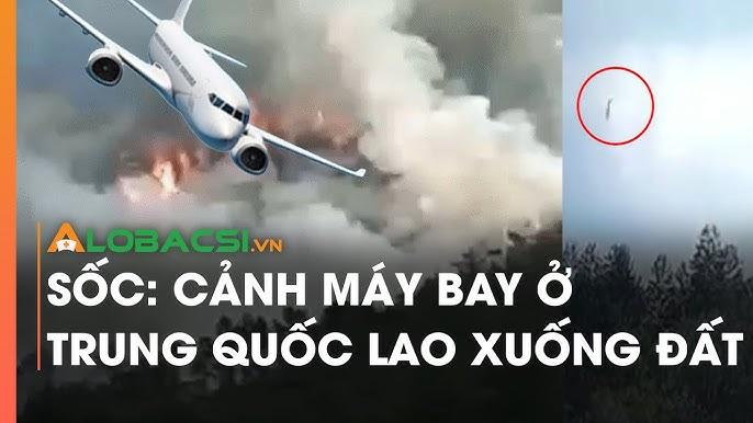 Máy bay rơi xuống đất
