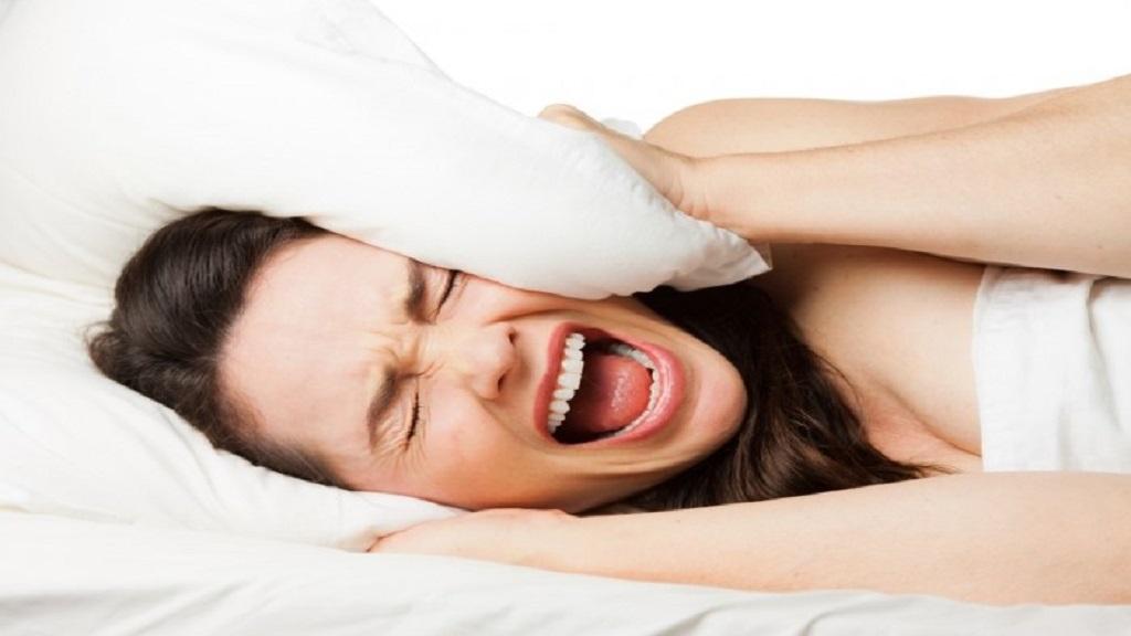 Nằm mơ thấy gãy hết móng chân và cảm thấy lo lắng