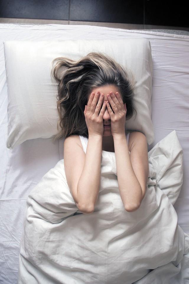 Giải Mã Giấc Mơ Thấy Nằm Ngủ: Điềm Báo Lô Đề