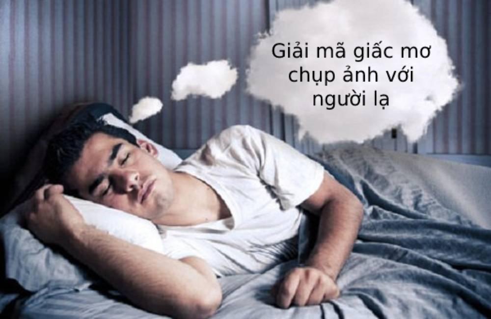 Giải Mã Giấc Mơ Thấy Mình Bị Rụng Tóc Hói Đầu