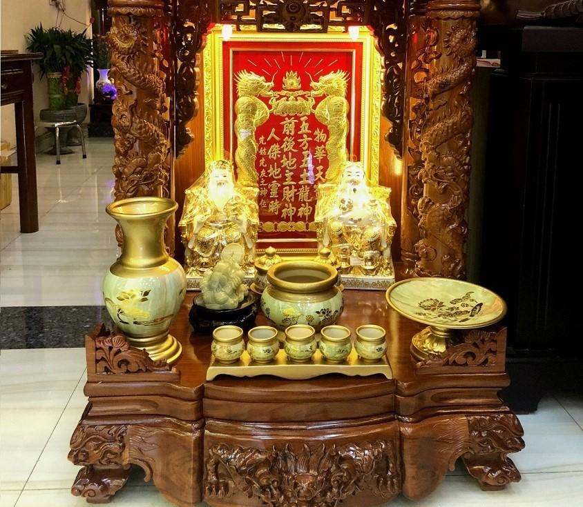 Nằm Mơ Thấy 2 Ngôi Mộ Đánh Con Gì? Giải Mã Chi Tiết