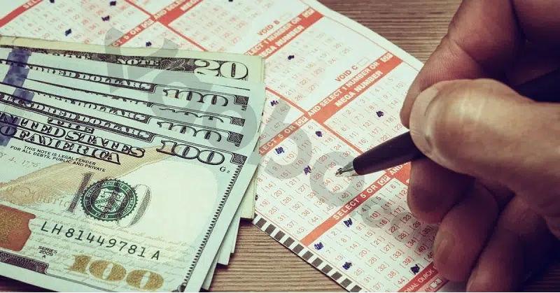 Nằm Mơ Thấy Sâu Răng Là Điềm Gì? Giải Mã & Con Số May Mắn